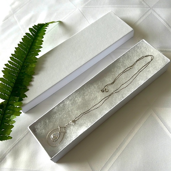 🎁4/$25 - SILVER NECKLACE with pendant - bridal or prom - NEW - Picture 2 of 2